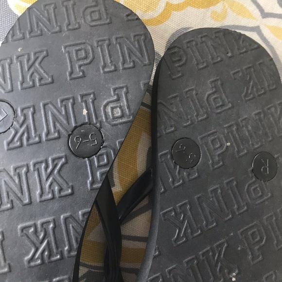 PINK Victoria’s Secret Flip flops - Picture 4 of 6